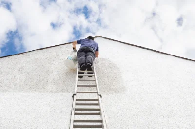 Peinture extérieure à la Cluse-et-Mijoux — façades et ravalement